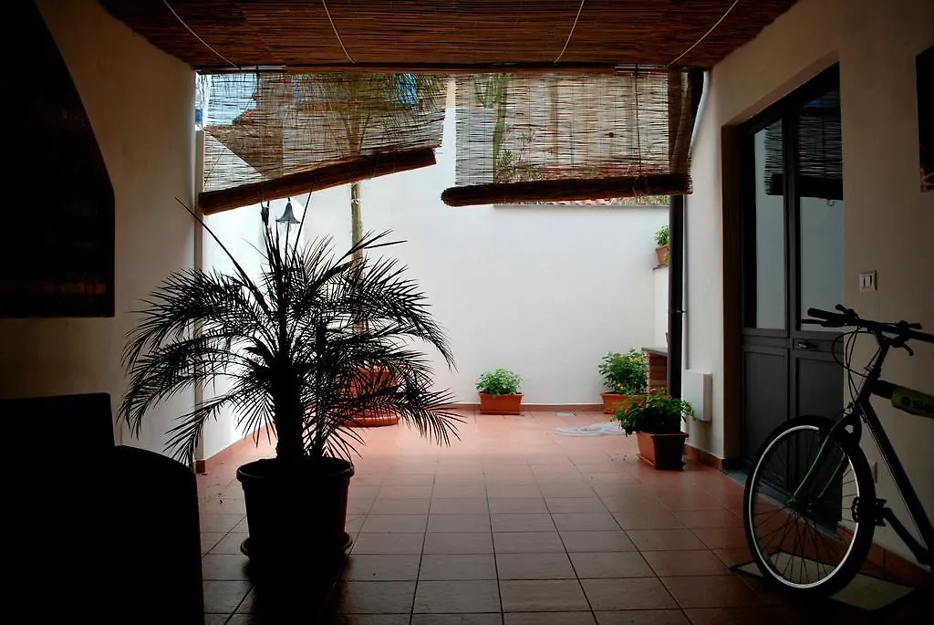 Paola Apartment Catania Italy